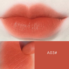 Little Black Diamond Feuchtigkeitsspendender Lippenstift