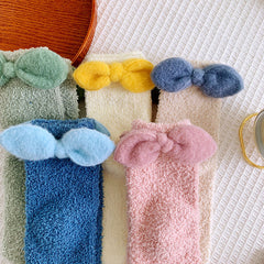 Verdickte Bodensocken mit Schleife