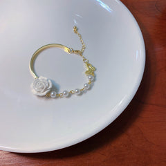 Pulsera de flores para niña dulce