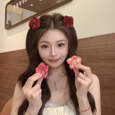 Süße Kamelien-Haarspange