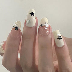 Nägel Fertig Maniküre