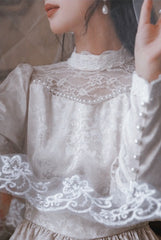 Vestido de novia estilo victoriano con detalles de perla Callina