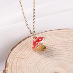 Collar de hongo rojo kawaii