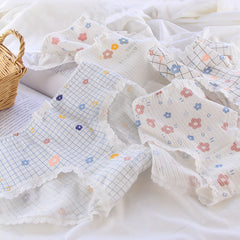 Lindas bragas a cuadros florales