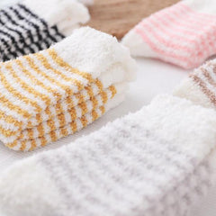 Bodensocken mit Blasen-Mundmuster und Streifen