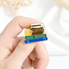 Pines de libros de café para leer