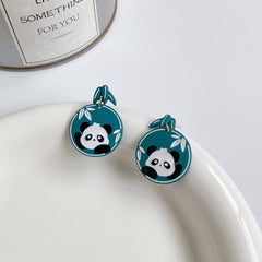 Lindos pendientes de hojas de bambú con forma de panda