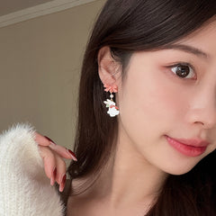 Lindos pendientes de zanahoria y conejo