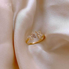 Lindo anillo ajustable de mariposa