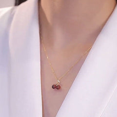 Collar de cerezas de verano