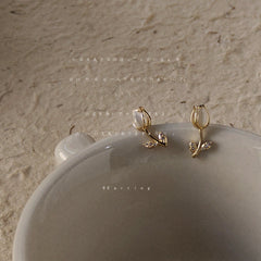 Pendientes de tulipán con piedras preciosas