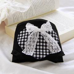 Braguitas de encaje negro con forma de corazón