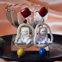 Lindos pendientes exagerados de gato