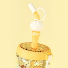 Trendy süßer Strohhalmbecher