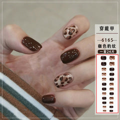 Nägel Fertig Maniküre