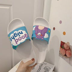 Pantuflas de verano con dibujos animados