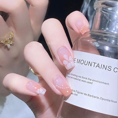 Camellia Wearable Nails Fertige Maniküre