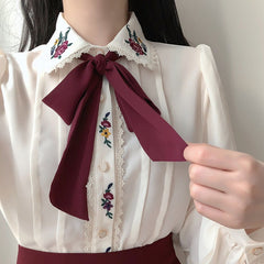 Camisa de gasa con bordado floral de estilo vintage de Celestia