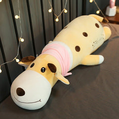 Lindo perro Schnauzer acostado, ganado, jirafa, almohada larga de peluche, suave, peluche de animal de dibujos animados, almohada para dormir, cojín, regalos para amigos