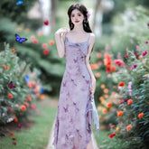 Vestido etéreo de mariposa violeta con efecto hada