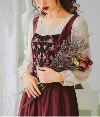 Vestido de bruja Liliana Cottage con pañuelo en la cabeza