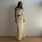 Süßes Maxirock-Set mit Spitzen-Camisole und Schnürung