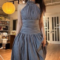 Personalized Backless Waist Loose Striped Dress