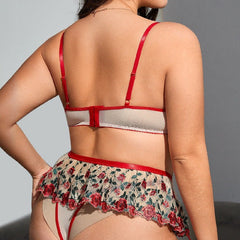 Plus Size Underwire Embroidered Three Point Bra Set