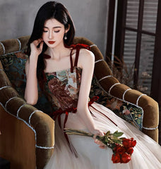 Vestido de tapiz de terciopelo rojo de la Princesa del Templo Susurrante