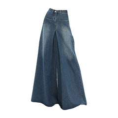 Vaqueros holgados acampanados con estética retro de los años 60