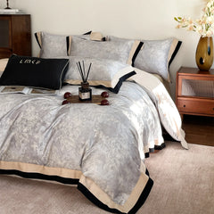 Digital Printing Black Wide Edge Luxury Bedding Set