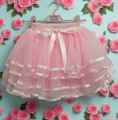 Minirock im koketten Stil Balletcore-Rock