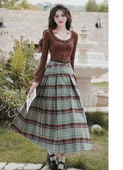 Conjunto de 2 piezas de bruja de cabaña a cuadros de Cinnamon Village