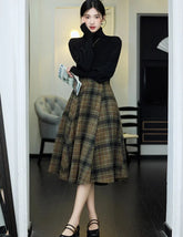 Foxy Willow 2-teiliges kariertes Wollset „Dark Academia“