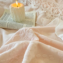 Vintage French Lace Ruffles Carved Velvet Warm Thickened Winter Bedding Set