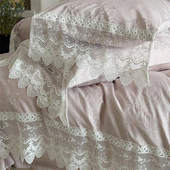Vintage Embossed Jacquard Lace Edge Luxury Bedding Set