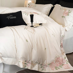 100% Cotton Chic Flowers Embroidery Luxury Bedding Set