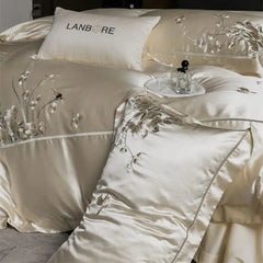 High Precision Damask Egyptian Cotton Soft Silky Bedding Set