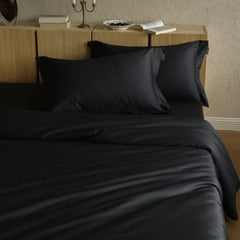 Simple Solid Color Luxury Black Bedding Set