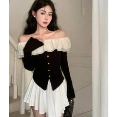 Top coqueto con hombros descubiertos de Fortune Teller