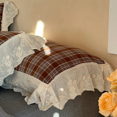 Vintage Plaid Flowers Lace Ruffles Bedding Set