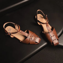 cowhide square toe breathable metal rivet loose grip strap retro low Heel