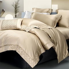 Luxury Embroidery Wide Edge Bedding Set