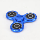 Dreieckiges Fingerspitzen-Gyroskop aus Aluminiumlegierung/Zartes, geräuscharmes Fingerspitzen-Gyroskop aus Metall mit hoher Geschwindigkeit/Kinderspielzeug