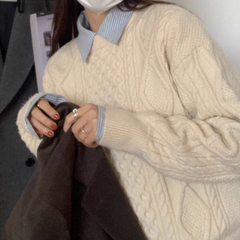 Weißer, cremefarbener Zopfmuster-Pullover mit Volumen