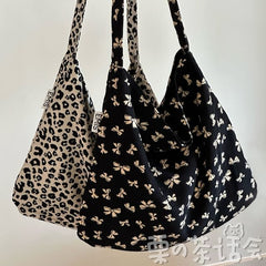 Patterned Crossbody Bag / Bag Charm / Set