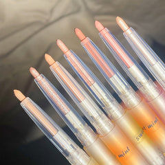 Pluma de gusano de seda con menta dulce