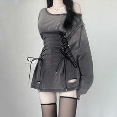 Vestido mini con cordones de estilo alternativo