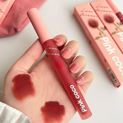 Brillo labial en polvo rosa