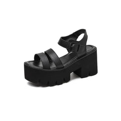 Schwarze Gothic Punk Plateausandalen aus Leder